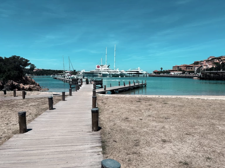 Yacht charter Porto-Vecchio billig Antares 10.20