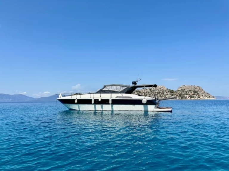 Yacht charter Preveza billig Pershing 45