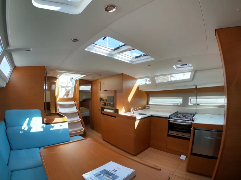 Hyr en Jeanneau Sun Odyssey 490 Šibenik  