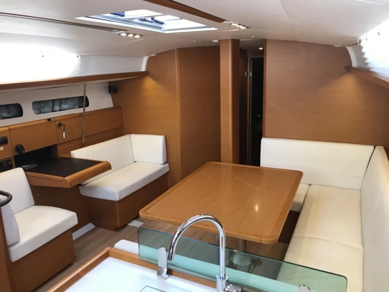 Uthyrning Segelbåt  i Šibenik  - Jeanneau Sun Odyssey 449