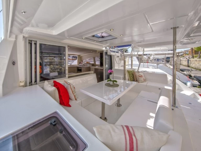 Uthyrning Marina (City) - Leopard Leopard 40 av Samboat 