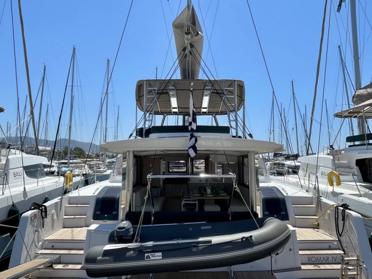 Hyra Katamaran  med eller utan skeppare Bali Alimos 