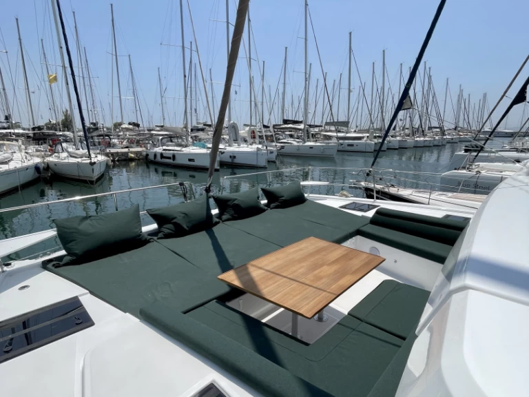 Uthyrning Katamaran  Bali med en båtlicens 