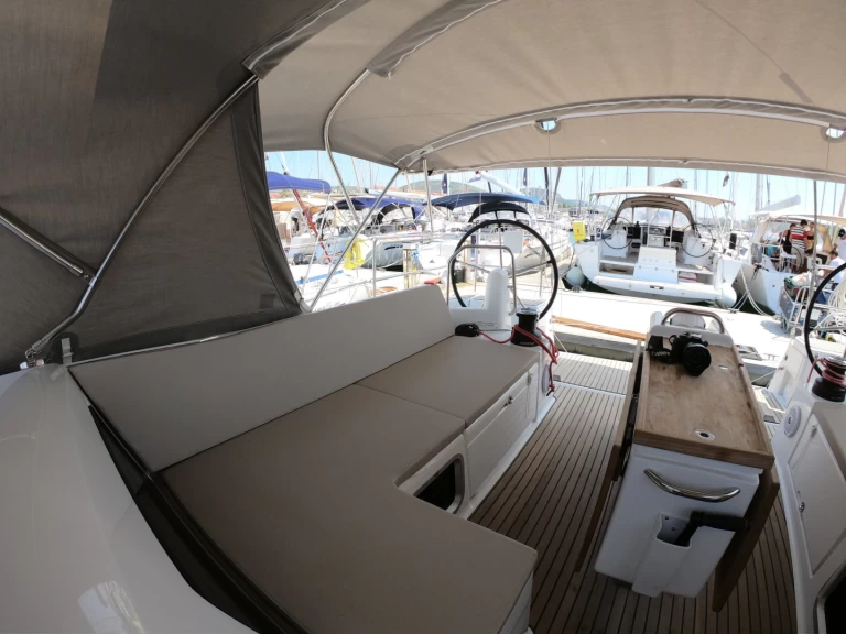 Båtuthyrning Jeanneau Sun Odyssey 490 i Šibenik  på Samboat 