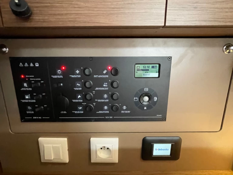 Uthyrning Šibenik  - Bénéteau Oceanis 38.1 av Samboat 