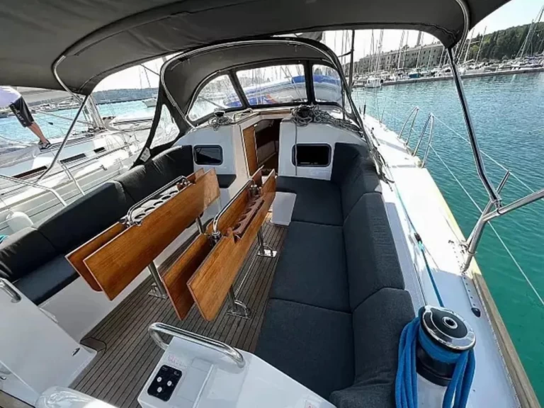 Uthyrning Segelbåt  i Šibenik  - Elan Impression 45.1