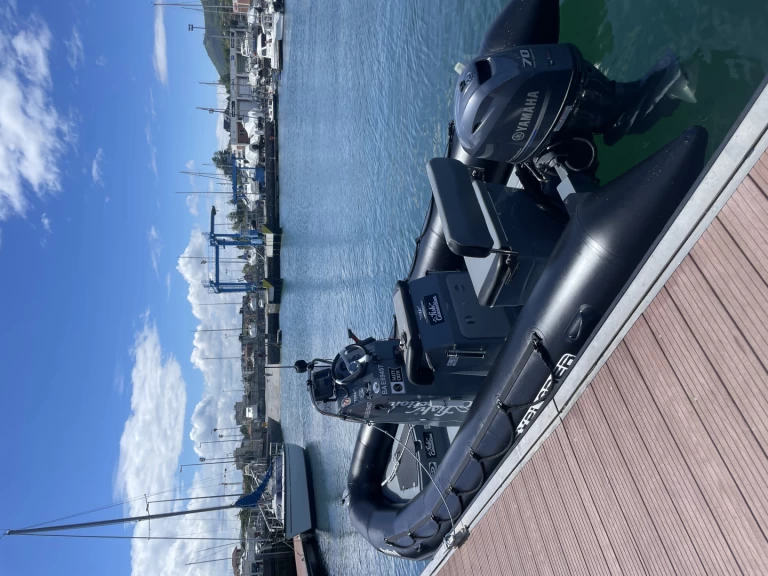 Yacht charter Hendaye billig Explorer 550