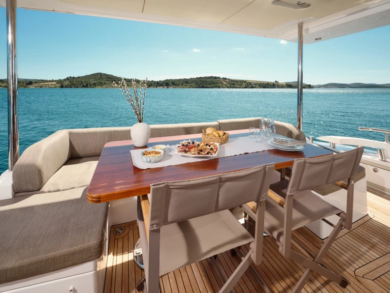 Hyr en Azimut Azimut 72 Skradin 