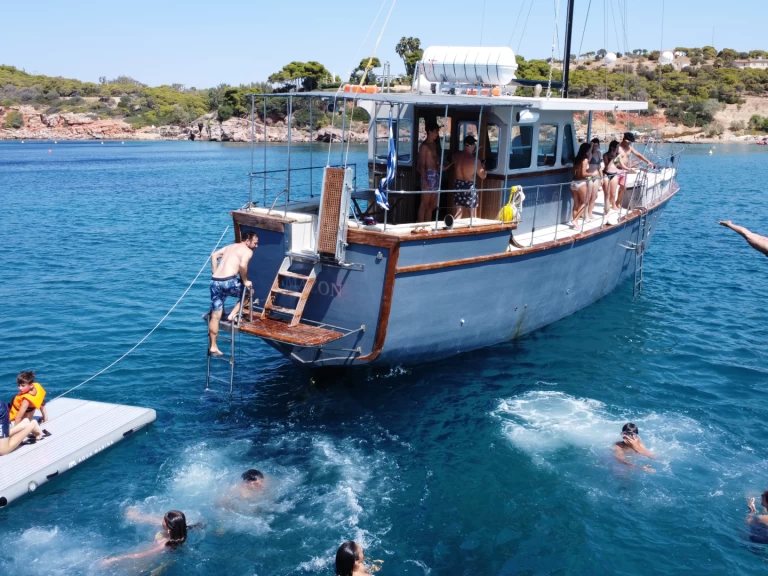 Båtuthyrning Greece Amazon  i Vari-Voula-Vouliagmeni på Samboat 
