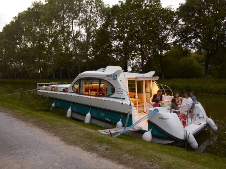 Yacht charter Carrick-on-Shannon billig Sixto