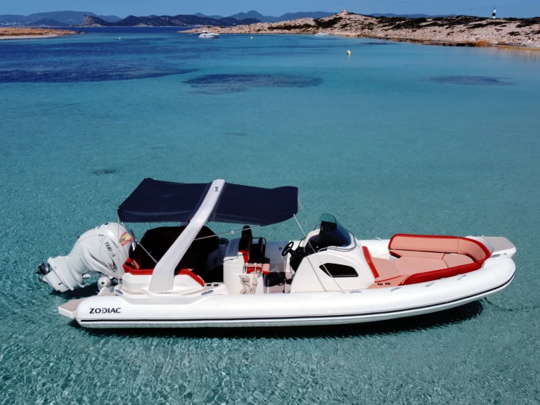 Hyra RIB med eller utan skeppare Zodiac Marina Ibiza 