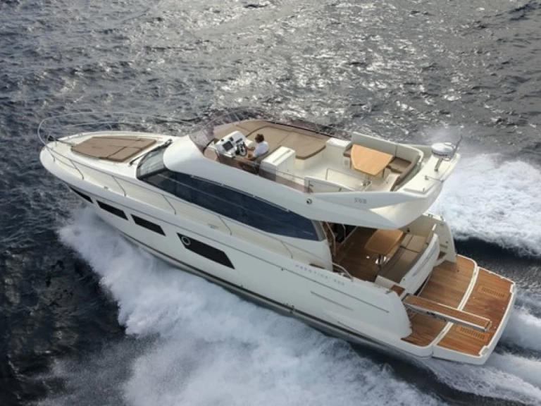 Uthyrning Motorbåt  i Port des Marines de Cogolin - Prestige Prestige 500 Fly