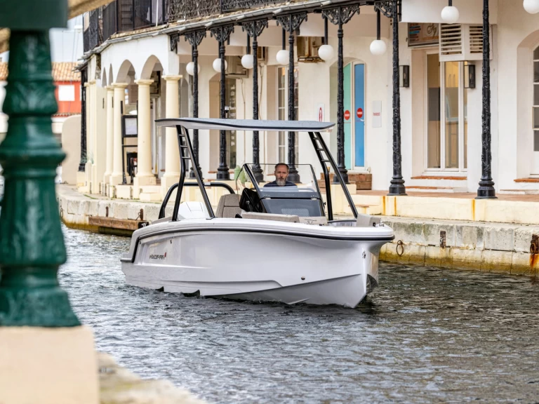 Hyr en Axopar 22 T-TOP La Trinité-sur-Mer 