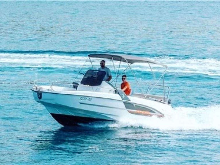 Båtuthyrning Bénéteau Flyer 6.6 SPACEdeck i Trogir  på Samboat 