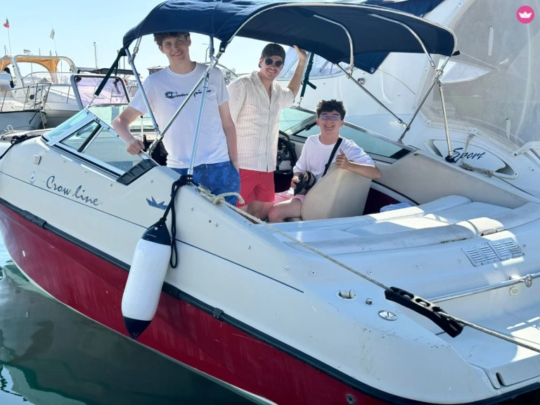 Hyr en Crownline Crownline 225 CCR Palermo 