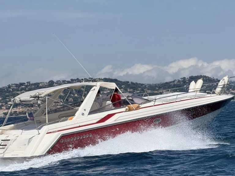 Båtuthyrning Sunseeker Thunderhawk 43 i Saint-Tropez på Samboat 