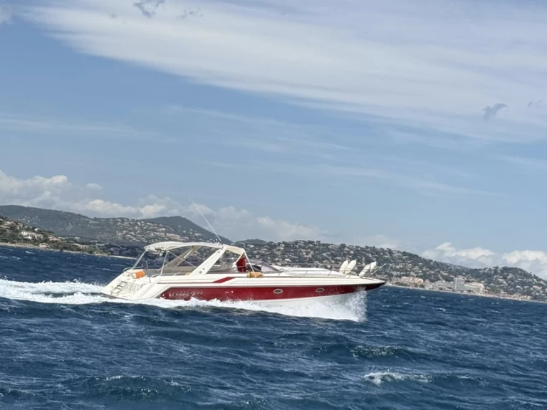 Hyra Motorbåt  med eller utan skeppare Sunseeker Saint-Tropez 
