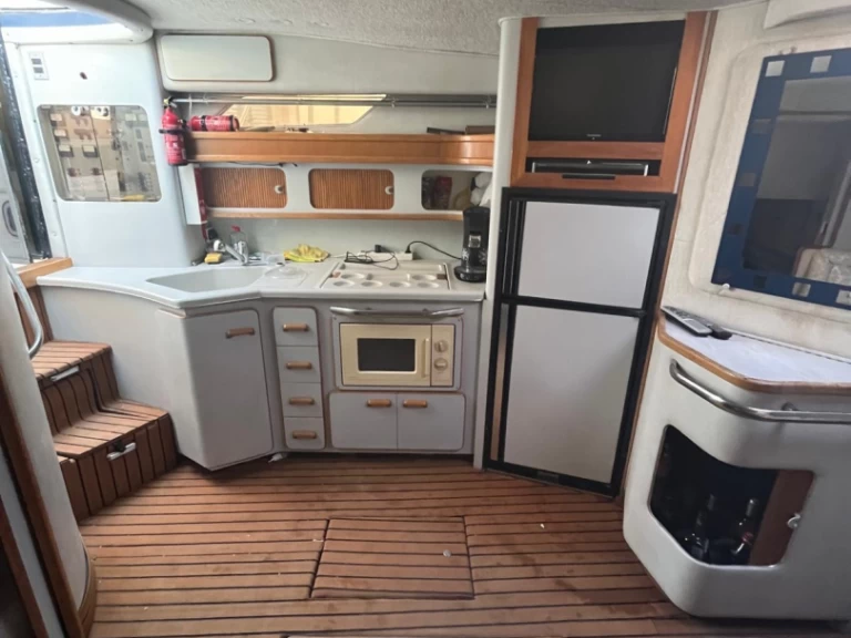 Hyr en Sea Ray Sea Ray 420 Sundancer Cannes 