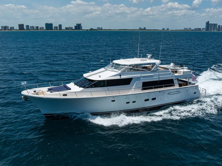 Pacific Mariner JULE charter bareboat eller skeppad i Old Saybrook