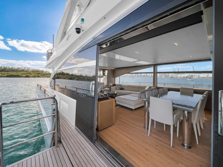 Uthyrning Lyx yacht i Miami Beach - Princess, UK Freedom