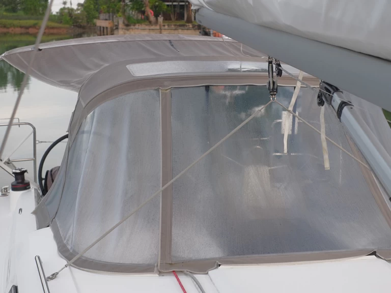 Uthyrning Segelbåt  Bénéteau med en båtlicens 