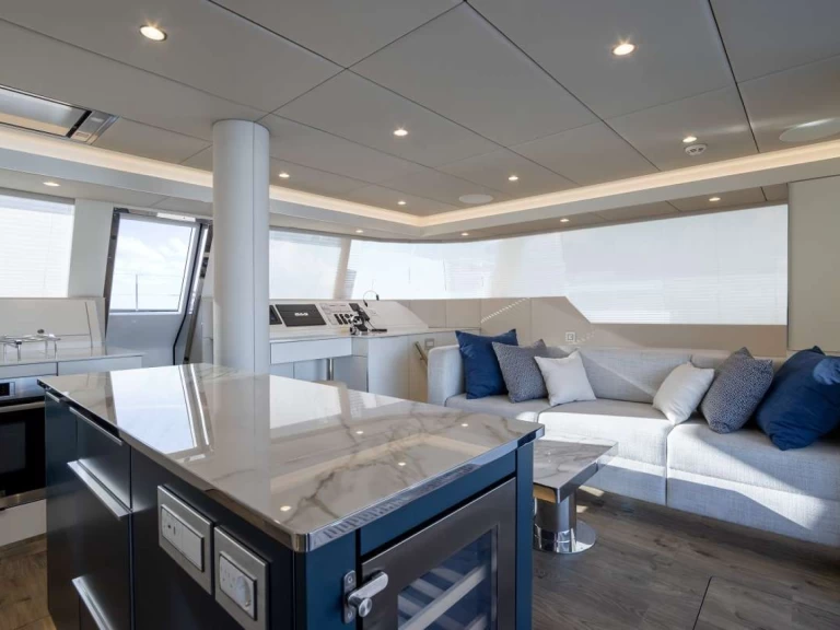 Sunreef UNWAVERING charter bareboat eller skeppad i Bahamas 