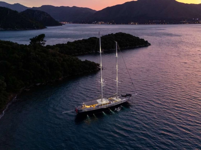 Valena Yachting - Istanbul UBI BENE charter bareboat eller skeppad i Bodrum