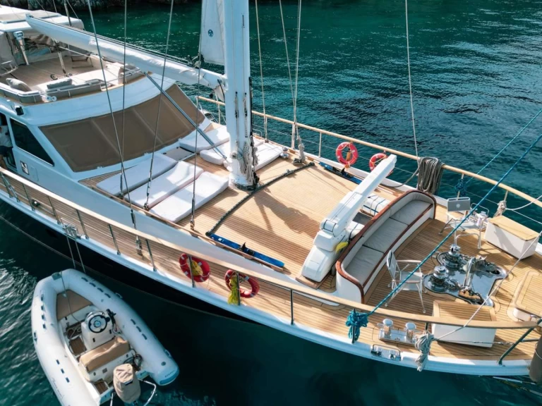 Yacht charter Bodrum billig LUJA