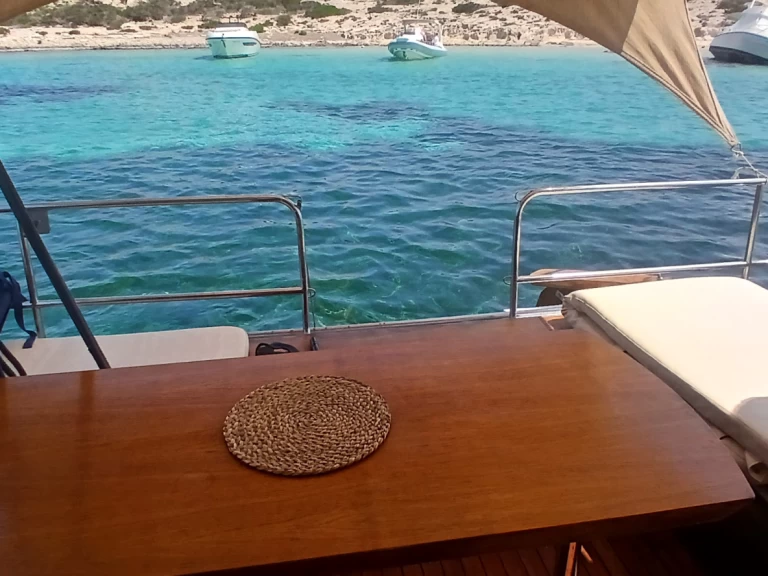 Uthyrning Katamaran  i La Savina - J.K. Pike &Sons LTD BOBCAT