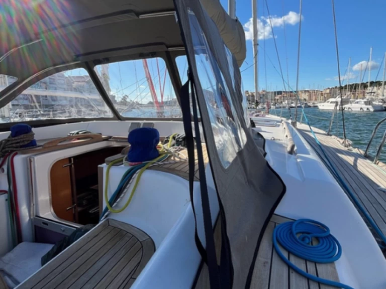 Uthyrning Segelbåt  Dufour med en båtlicens 