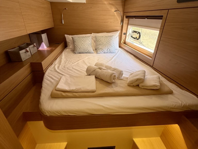 Bali Bali 4.6 charter bareboat eller skeppad i Paros (ostrov)