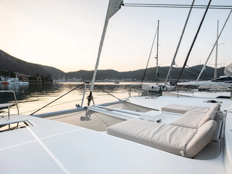 Hyra Katamaran  med eller utan skeppare Lagoon Fethiye 