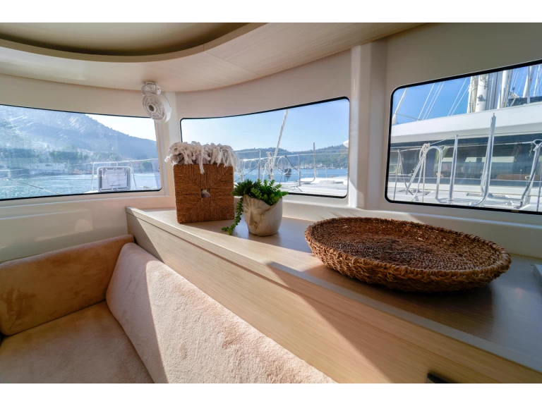 Lagoon Lagoon 46 charter bareboat eller skeppad i Fethiye
