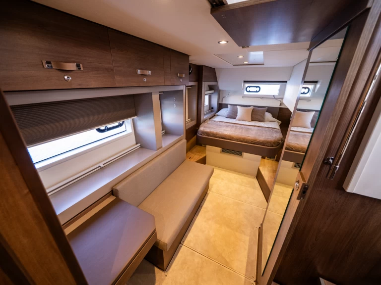 Hyr en Bali Bali 4.6 (owner's version) Paros (ostrov) 