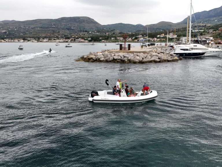 Uthyrning RIB i Palermo - Almarine MaxiRib 5.85