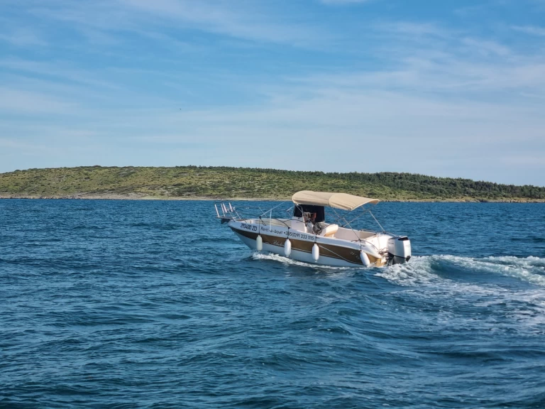 Båtuthyrning Bluline Bluline 21 Ft Open i Nin på Samboat 