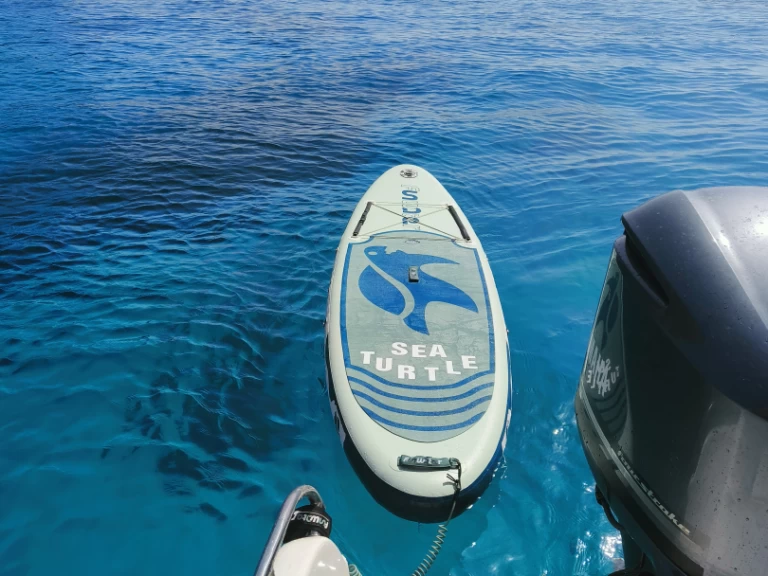 Buccaneer Buccaneer 23 charter bareboat eller skeppad i San Ġiljan