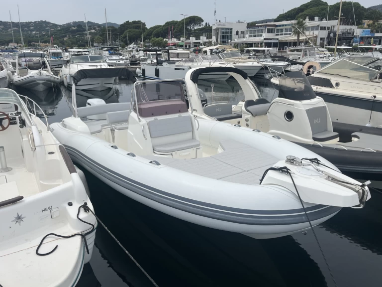 Båtuthyrning Marlin Boat 790 Pro Dynamic i Les Issambres på Samboat 