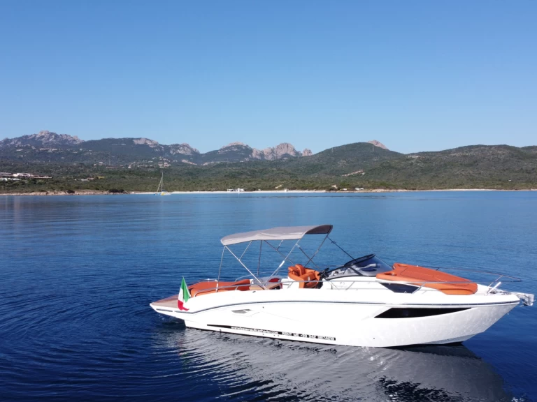 Uthyrning Motorbåt  i Porto Cervo - Cranchi Endurance 30