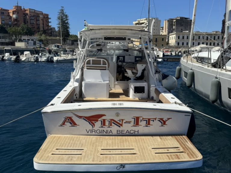 Hyra Motorbåt  med eller utan skeppare Albemarle Saline Ioniche 