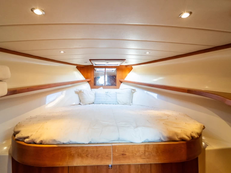 Båtuthyrning Fratelli Aprea Sorrento 32 Semi Cabinato i Platja d'Aro på Samboat 