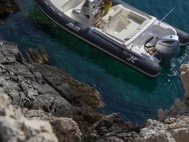 Yacht charter Trogir  billig Clubman 24