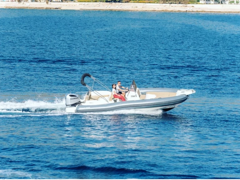 Hyra Motorbåt  med eller utan skeppare Marlin Boat Trogir  