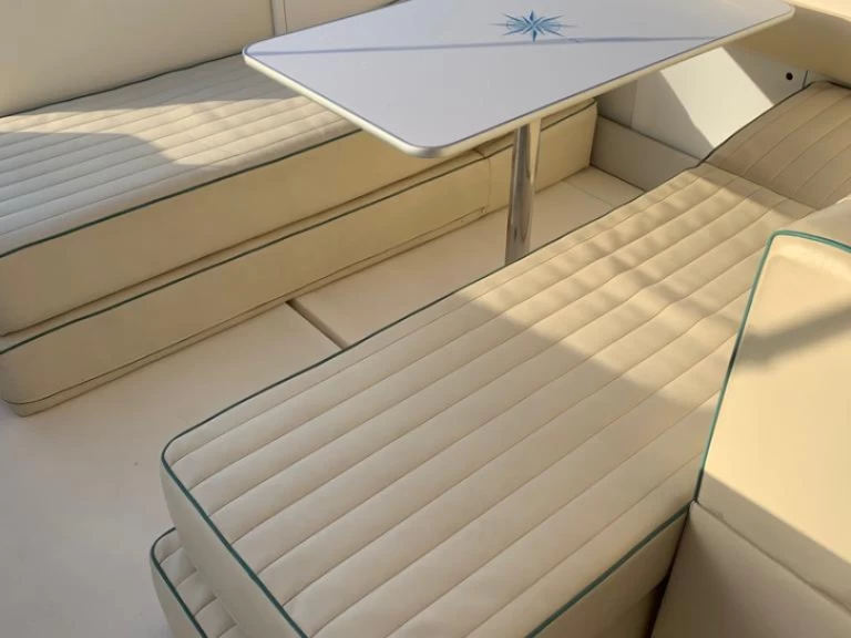 Båtuthyrning Airon Dart 36 i Porto Badino på Samboat 