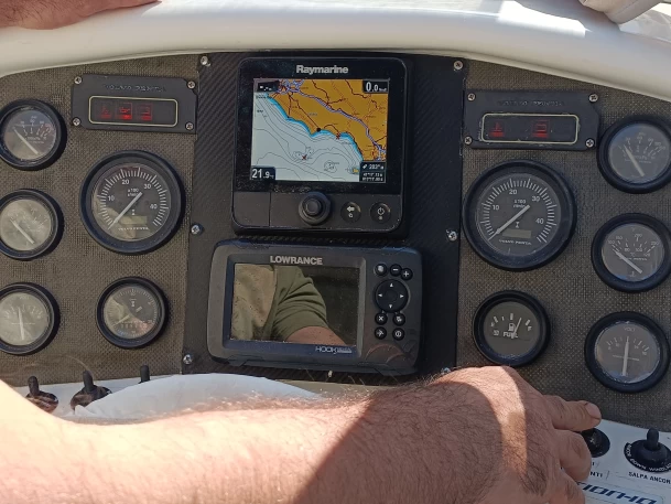 Uthyrning Motorbåt  PRIMATIST By Bruno Abbate med en båtlicens 