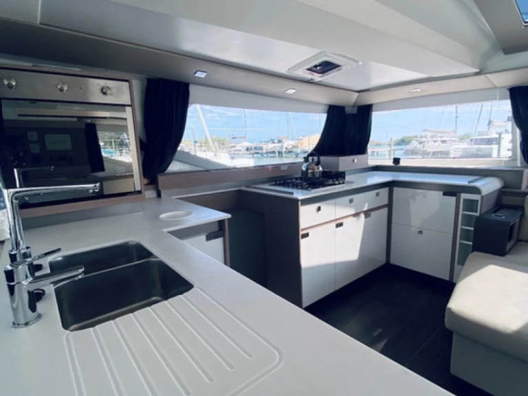 Båtuthyrning Fountaine Pajot Elba 45 i Tortola på Samboat 
