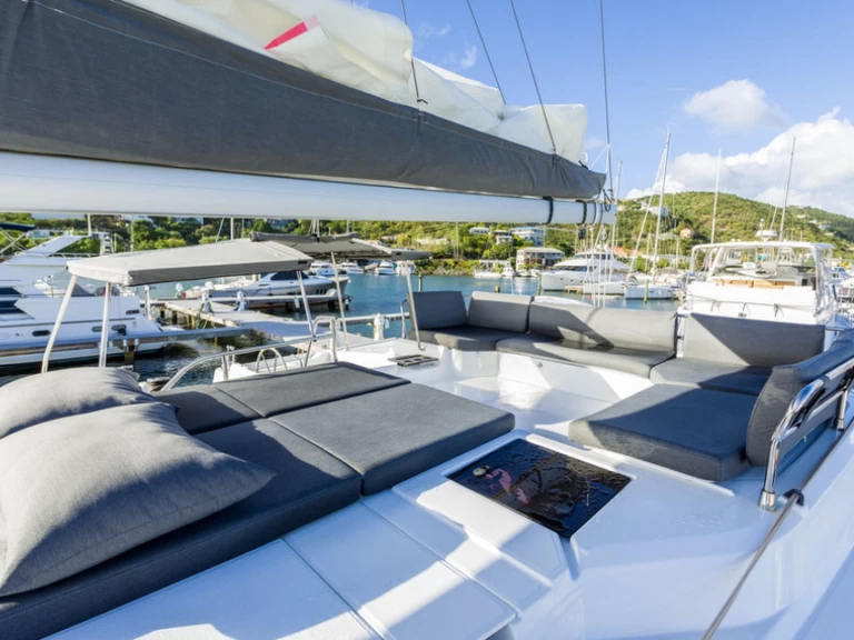 Båtuthyrning Fountaine Pajot Elba 45 i Tortola på Samboat 