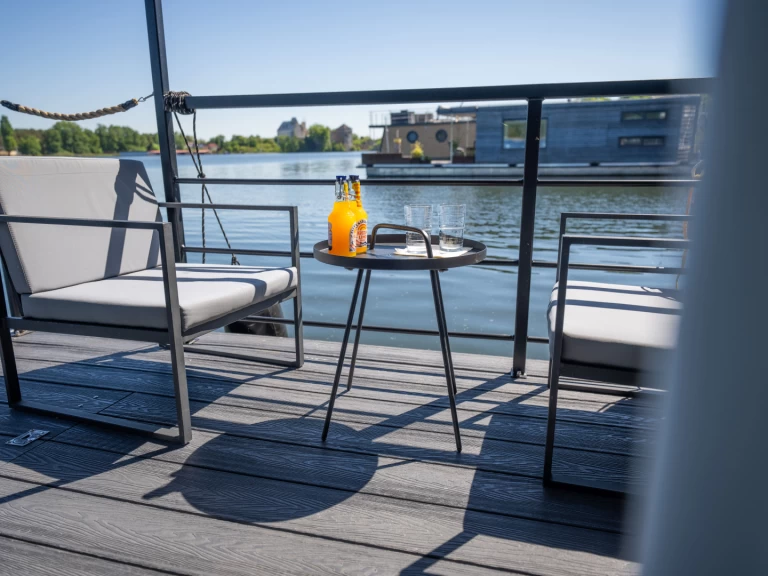 Båtuthyrning WOMA Woma D13 i Fürstenberg/Havel på Samboat 