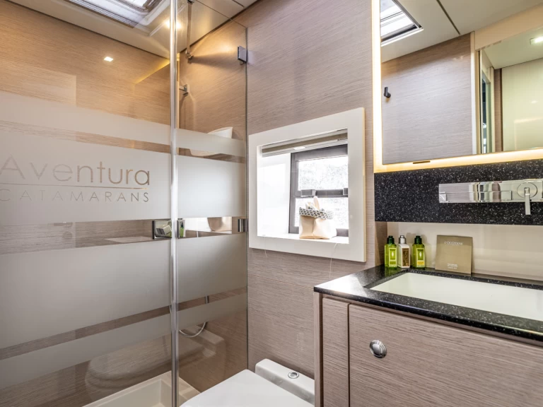 Motorbåt  för uthyrning Alimos till det bästa priset 