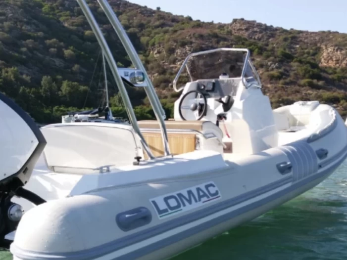 RIB för uthyrning Porto-Vecchio till det bästa priset 